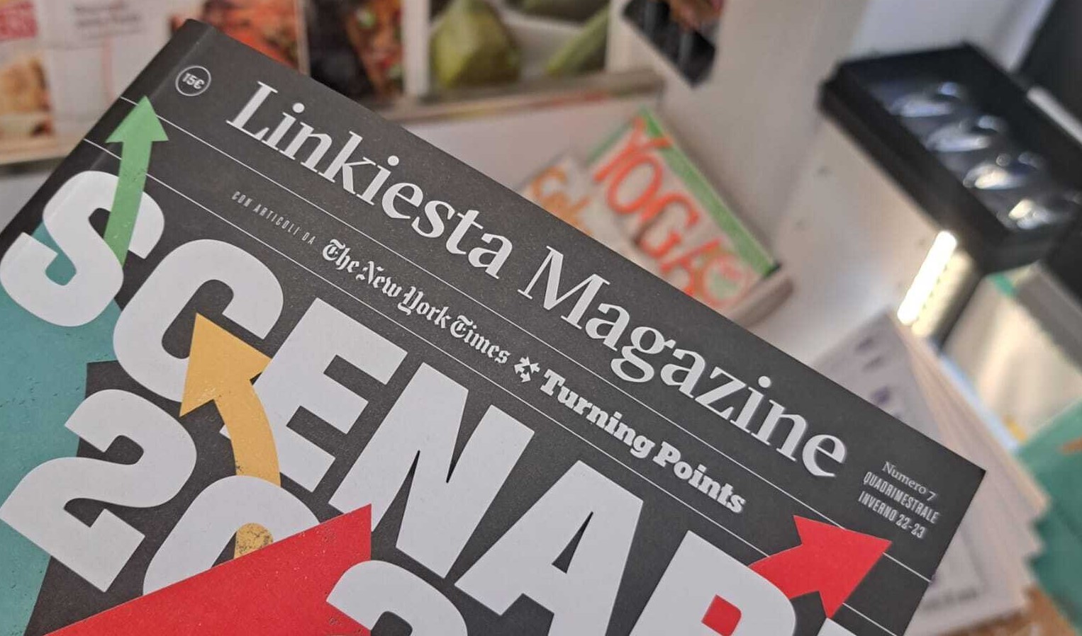Linkiesta Magazine at one of Milan's newsagents. Credit: Jacopo Adami.