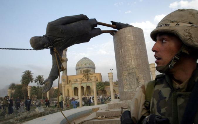 Statue of Saddam Hussein falls
