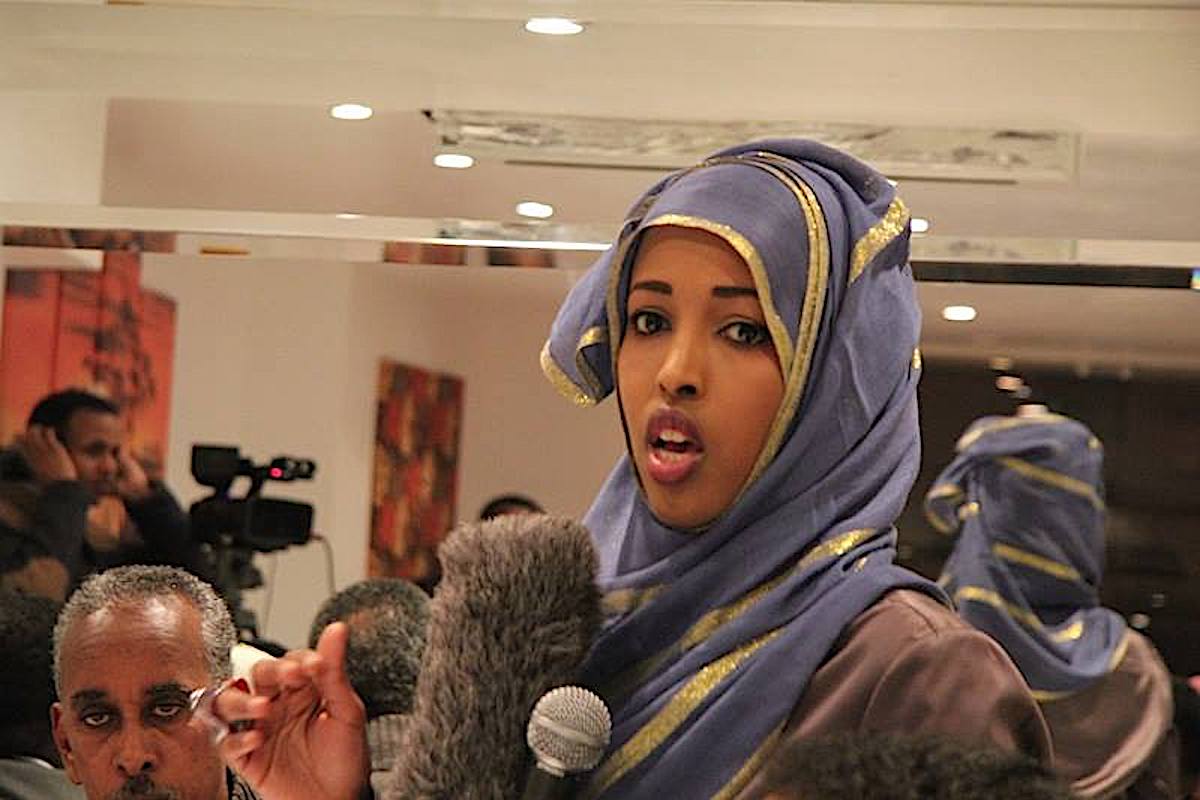 Despite Abuse And Sexism Women Journalists In Somalia Are Fighting