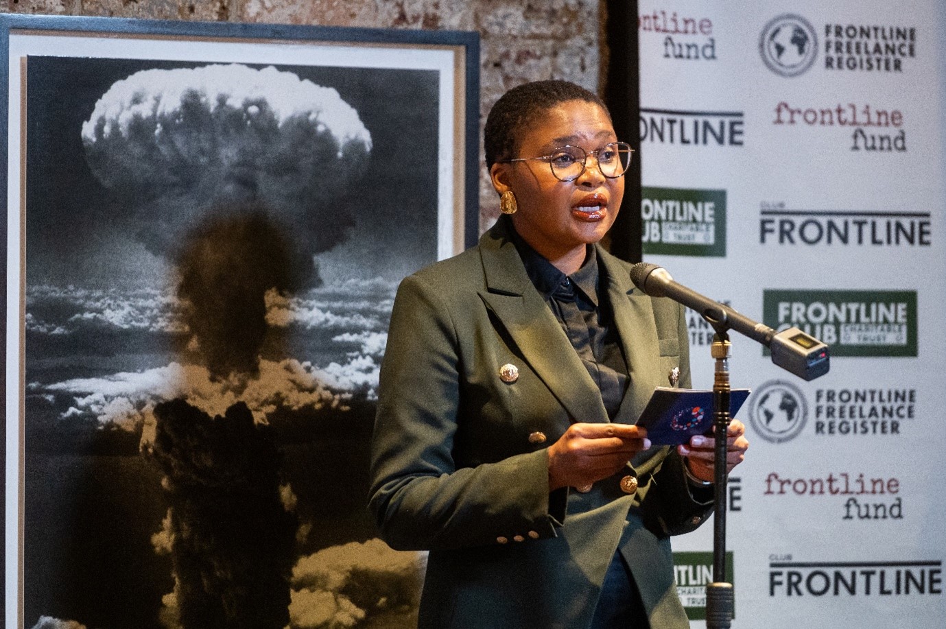 Bongekile Macupe, deputy politics editor at leading South African digital news outlet News24, delivers a speech at the Frontline Club in London. Credit: John Cairns