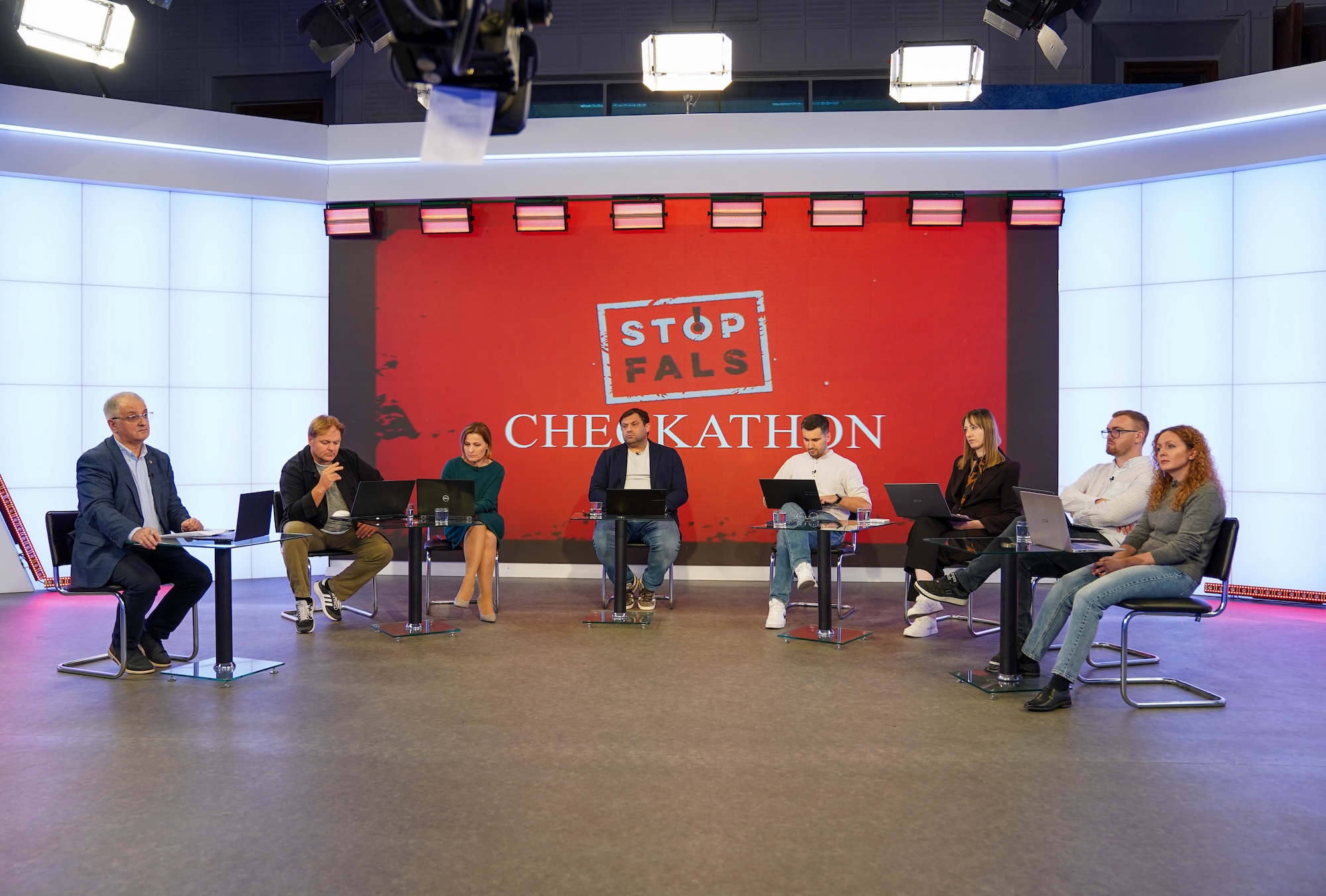 Fact-checkers from Stopfals.md debunk the falsehoods and misinformation spread during the election debates aired by the public TV Moldova 1 in the context of Moldova’s parliamentary elections on September 2025. 