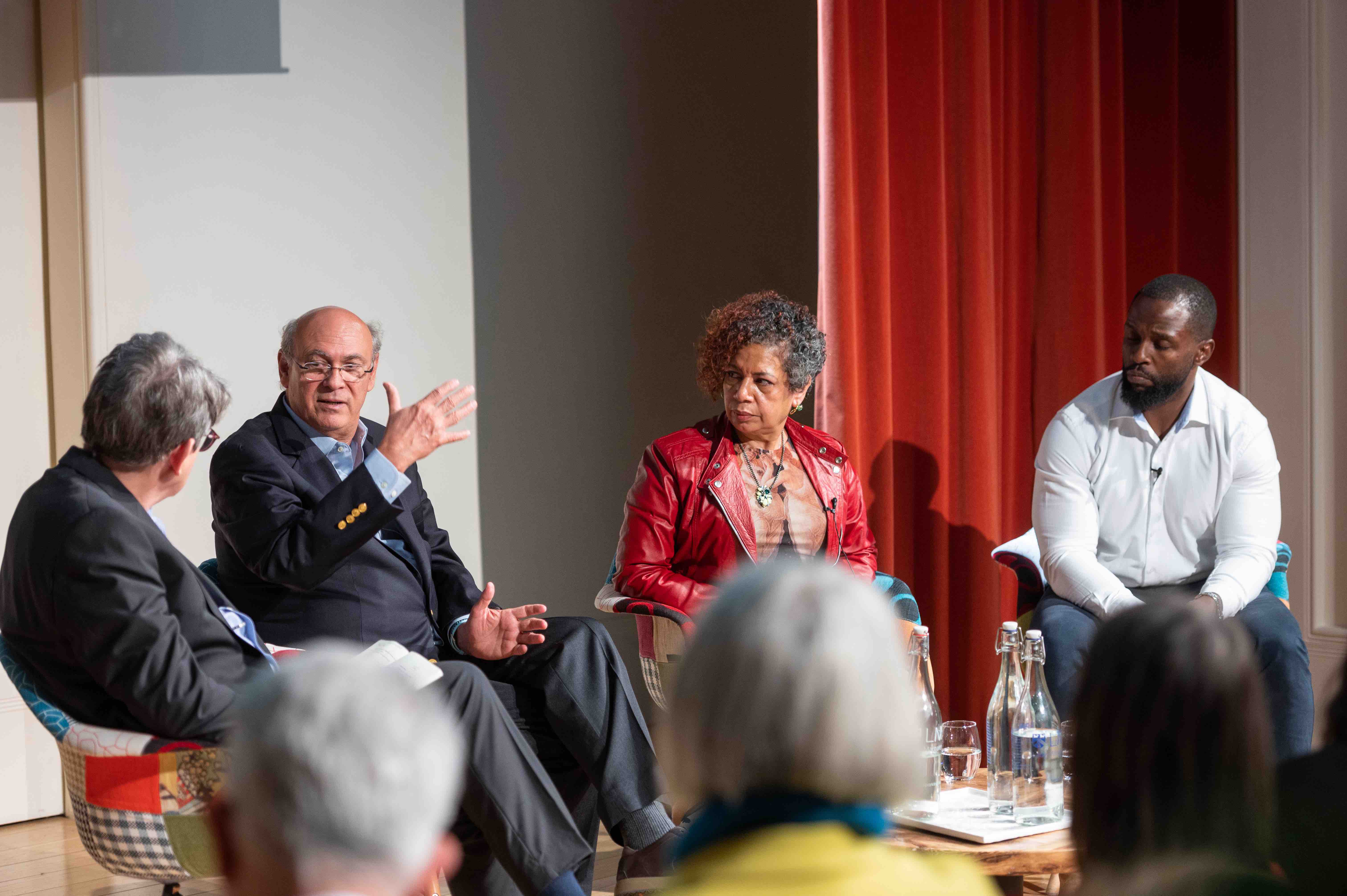 Carlos F. Chamorro in conversation with Alan Rusbridger, Luz Mely Reyes and John Allan Namu. | John Cairns