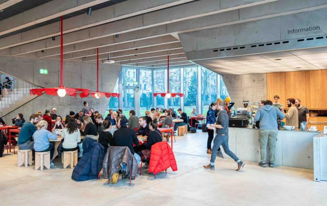 How to design a newsroom building for the digital age: Insights from 'Le Monde', AFP and Publix 