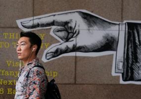Man walking in Manhattan, New York City, September 2020. REUTERS/Carlo Allegri