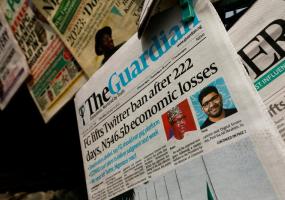 Newspapers feature Nigeria government's lifting of Twitter ban in January 2022. REUTERS/Afolabi Sotunde
