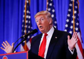 RTX2YIXN Donald Trump.jpg